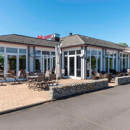 Hotel Ibis Issoire Exterior foto
