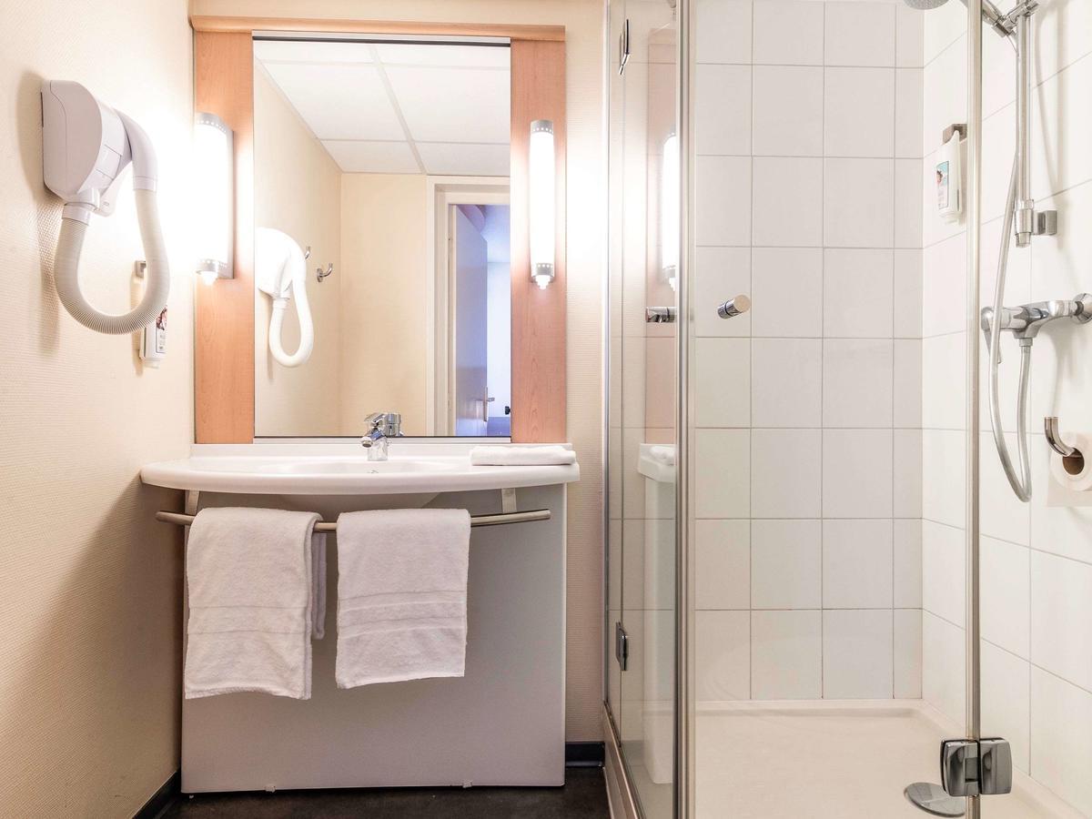 Hotel Ibis Issoire Exterior foto